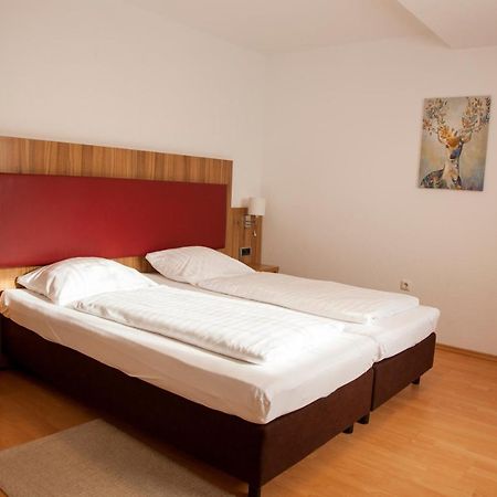 Gaestehaus Haeuser Linden  Bagian luar foto