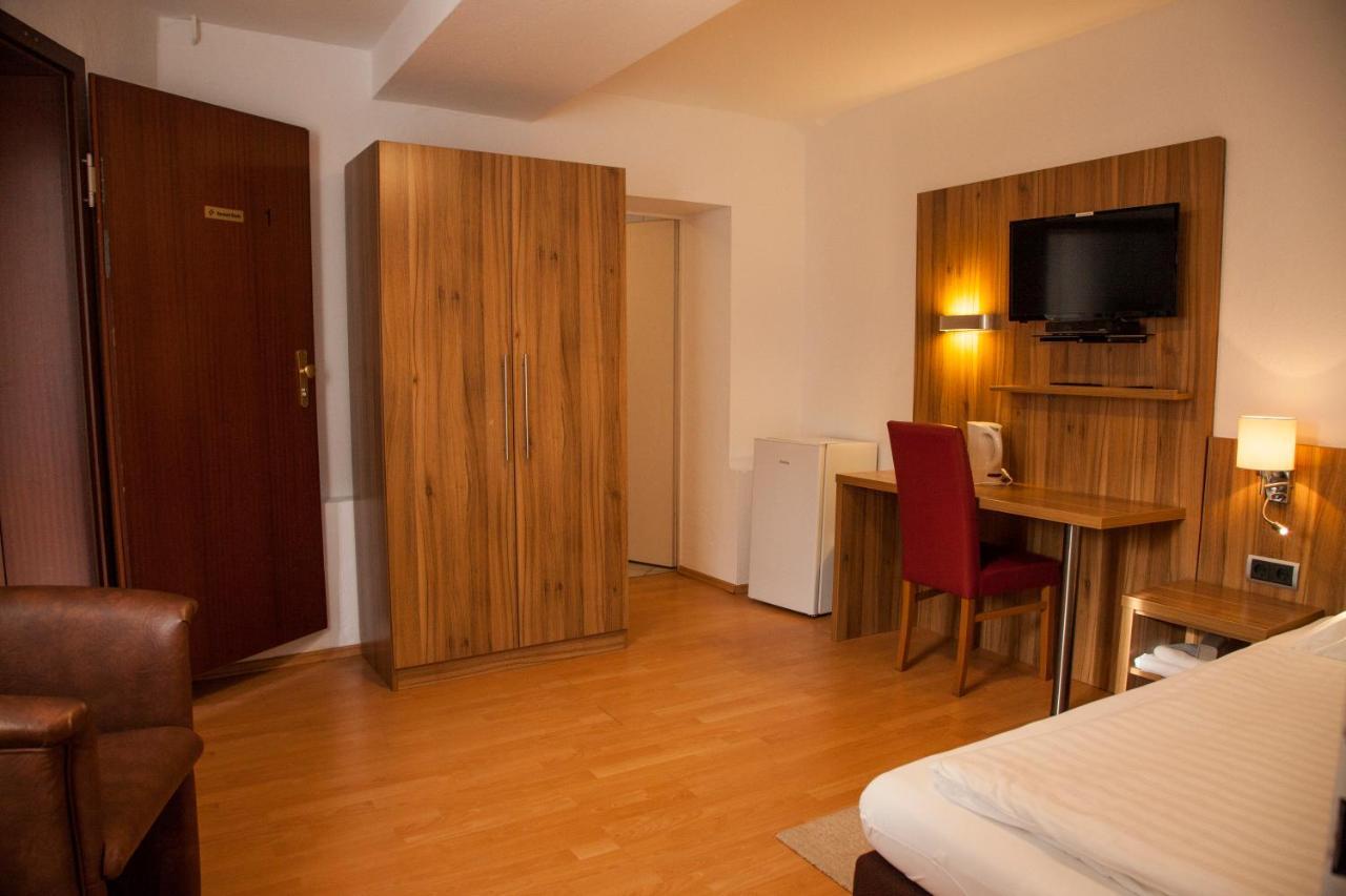 Gaestehaus Haeuser Linden  Bagian luar foto