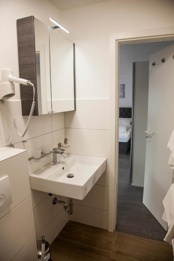 Gaestehaus Haeuser Linden  Bagian luar foto