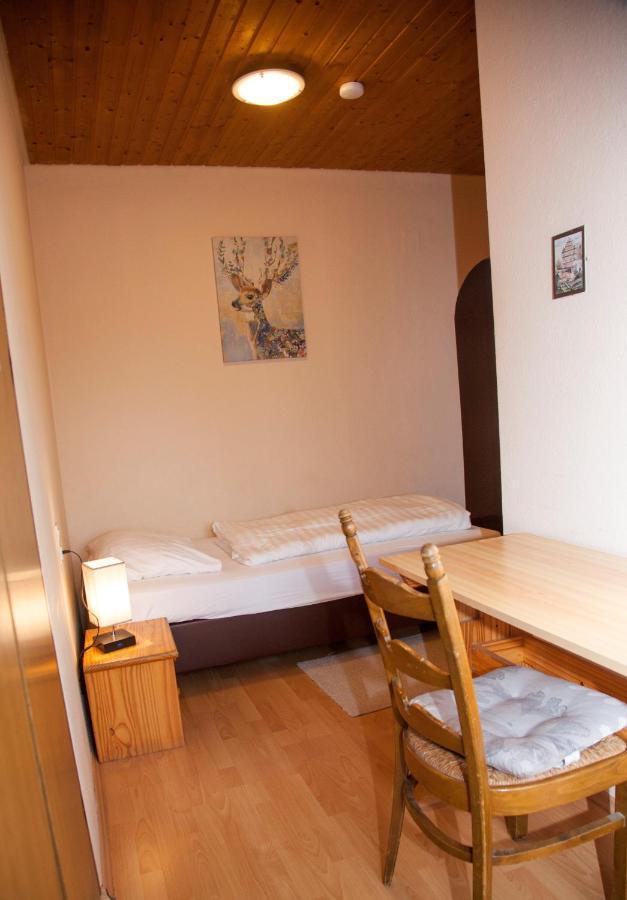 Gaestehaus Haeuser Linden  Bagian luar foto