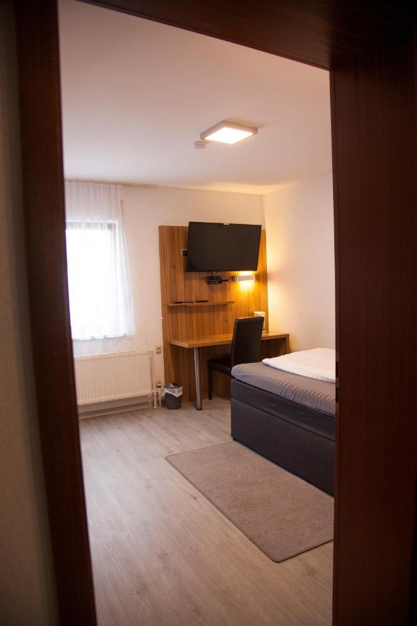 Gaestehaus Haeuser Linden  Bagian luar foto
