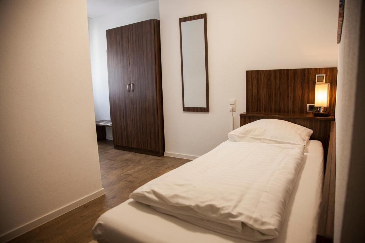 Gaestehaus Haeuser Linden  Bagian luar foto