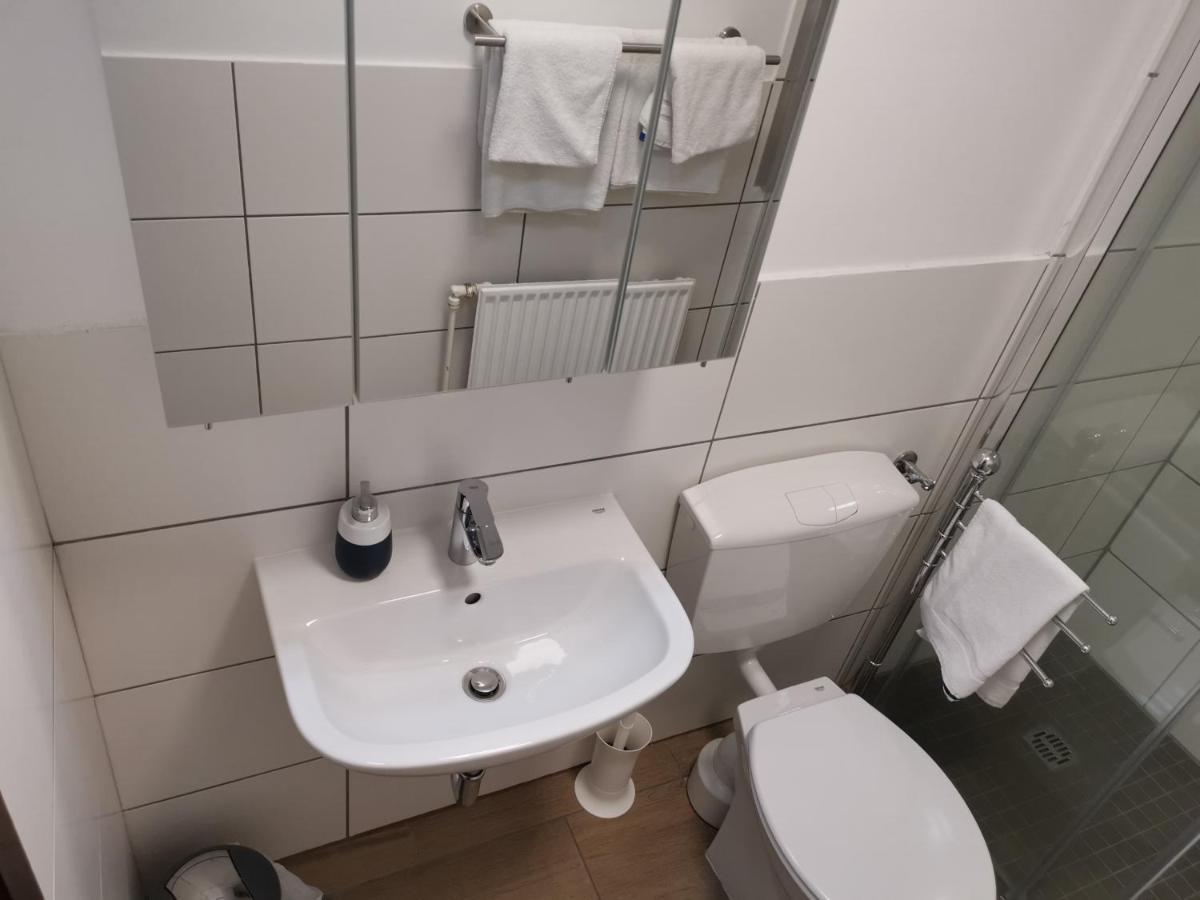 Gaestehaus Haeuser Linden  Bagian luar foto